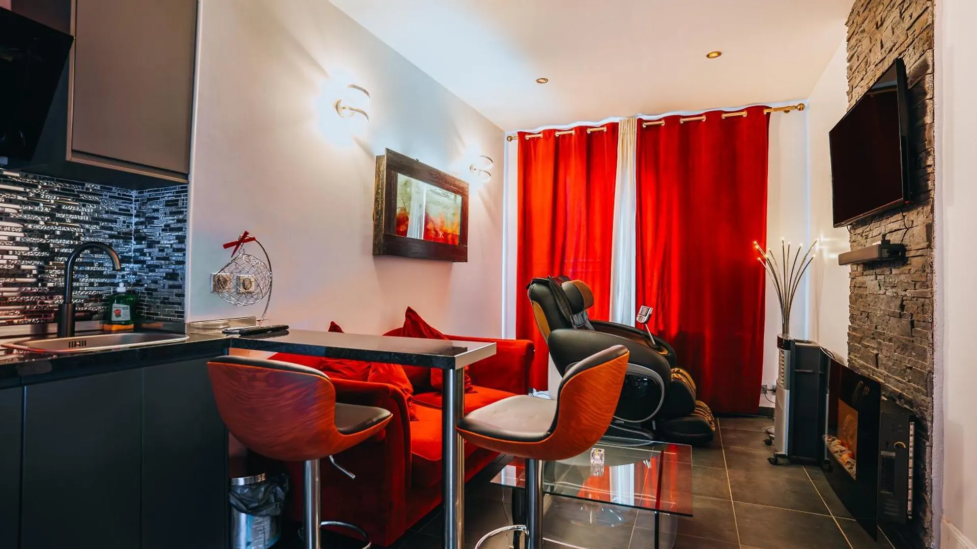 Le Love Spa Lyon Apartment