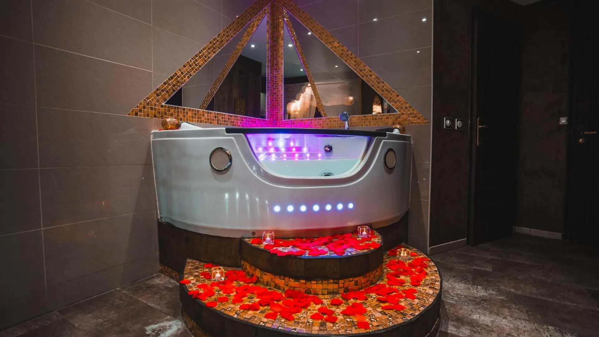 Le Love Spa Lyon France