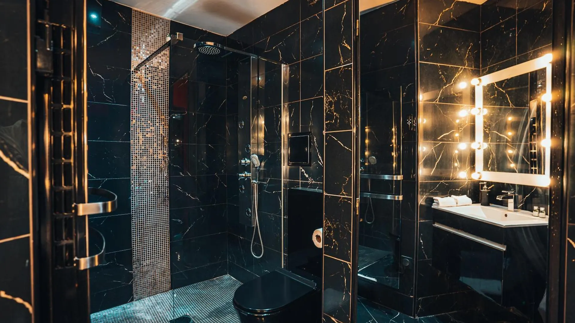 Apartment Le Love Spa Lyon