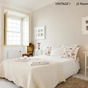 https://alfama-vintage-1-2-3.hotels-lisbon-portugal.com